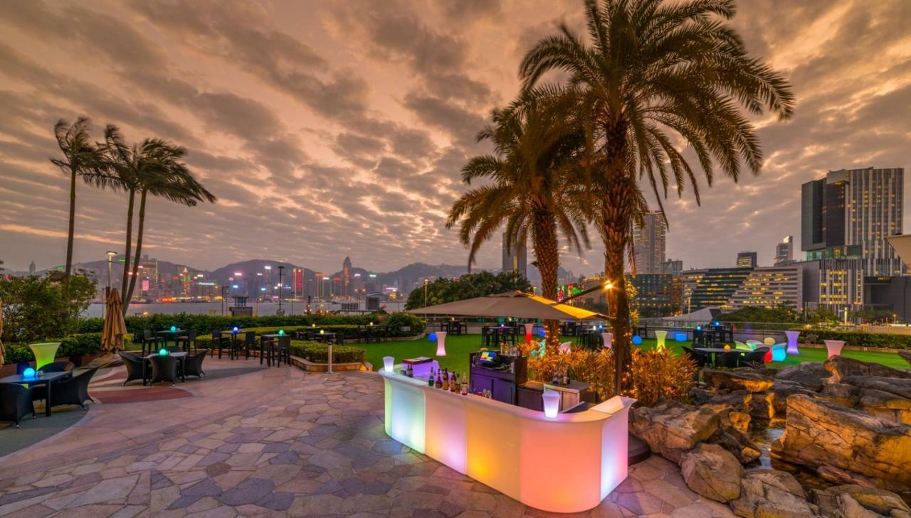 Harbour Plaza Metropolis Hotel Hong Kong Exterior photo